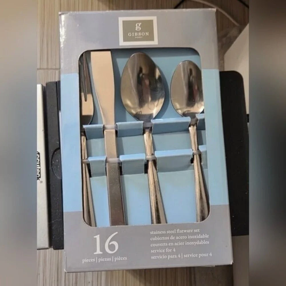Gibson Stainless Steel Silverware‎ Flatware Set 16 Piece NEW IN BOX